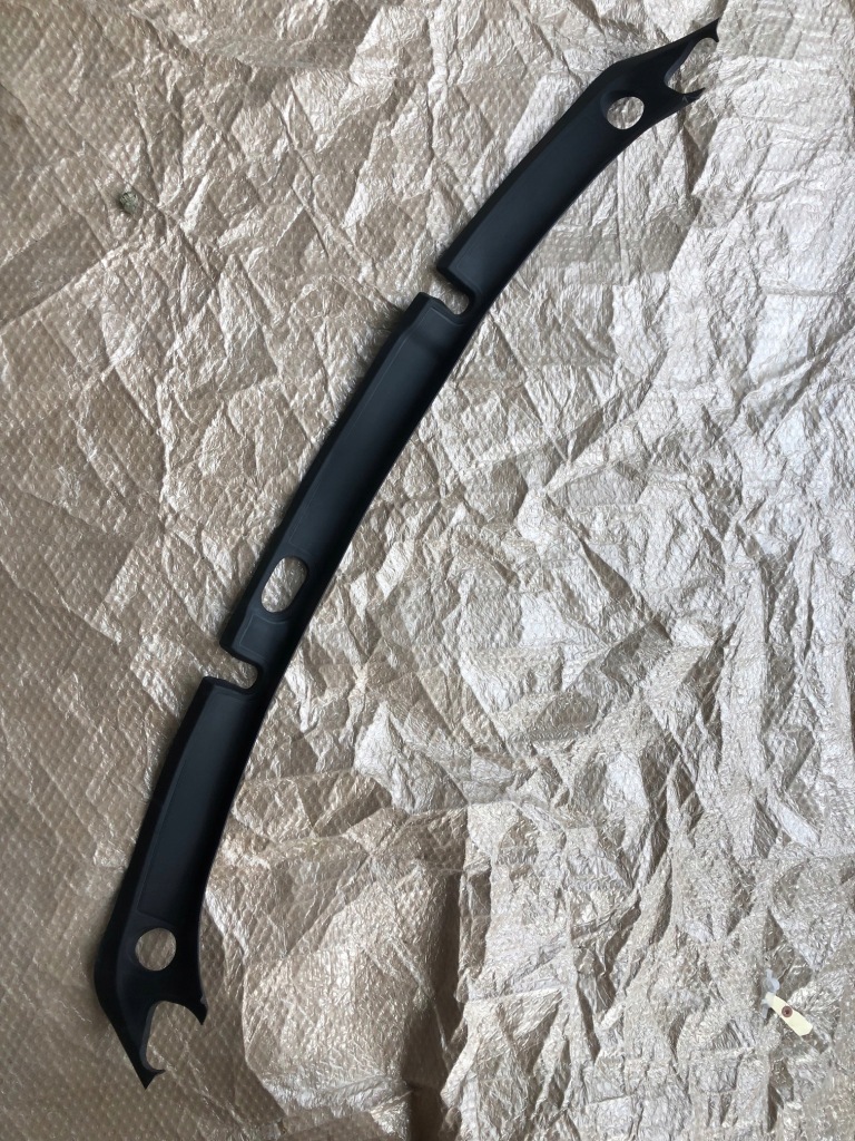 Купить Tesla model x накладка жёлоб крышки 1062356-00-b