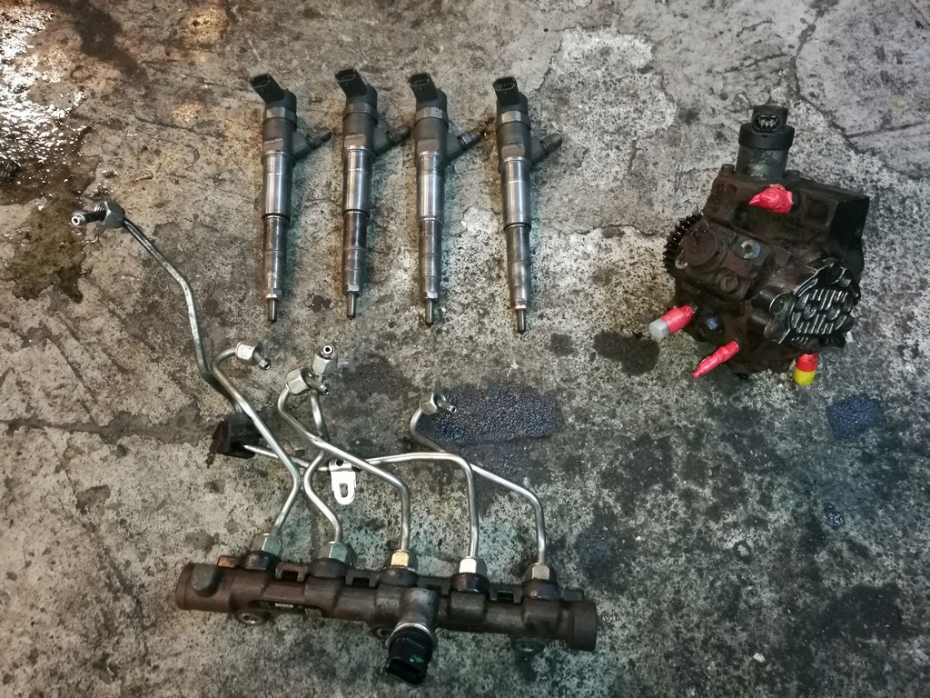 фото №10, Датчик тиску master movano 2.3dci 0281006191