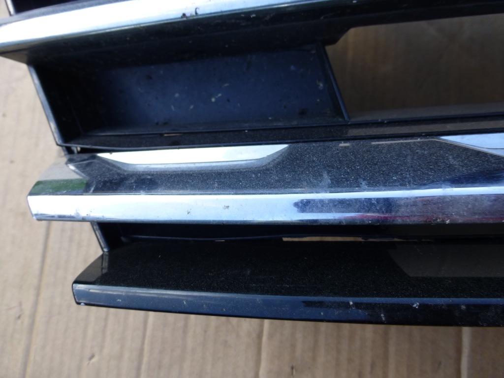 фото №4, Решітка радіатора решітка радіатора vw tiguan 2 5na853653