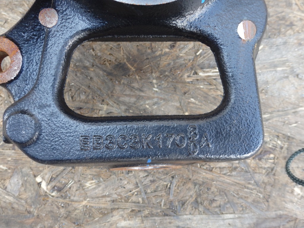 фото №4, Поворотний кулак права ford ranger 2012-2017