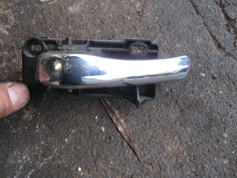 фото №1, Ручка внутрішня ліва alfa romeo 147 3d 00-05