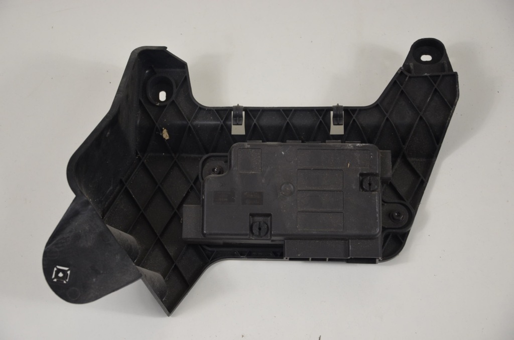 фото №1, Audi a3 9p коробка запобіжників 8p0937548a