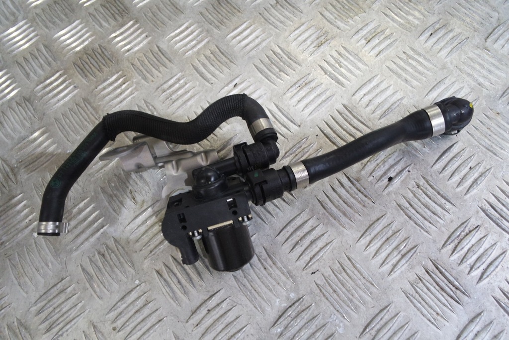 фото №1, Bmw x6 f16 помпа wody 4.0d 9282264