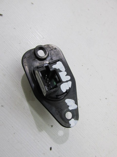 фото №4, Кнопка кришки lancia thema