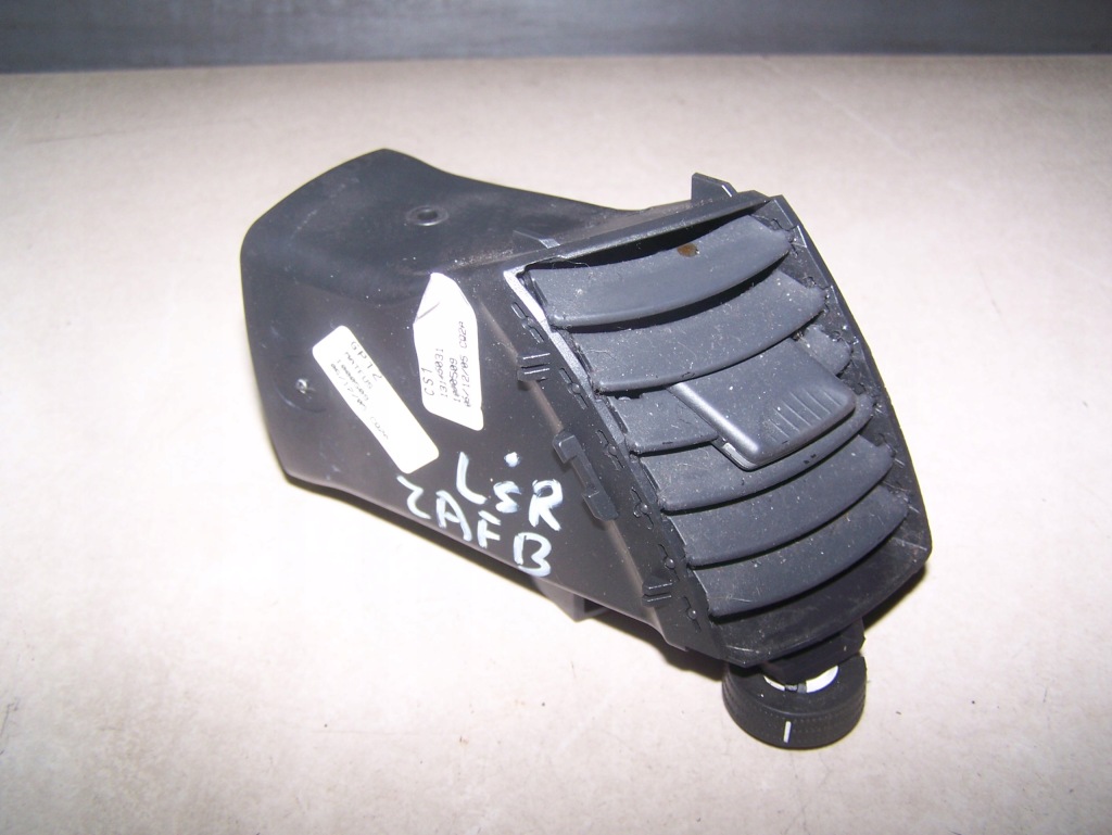 фото №1, Opel zafira b ii решітка повітря лівий середина