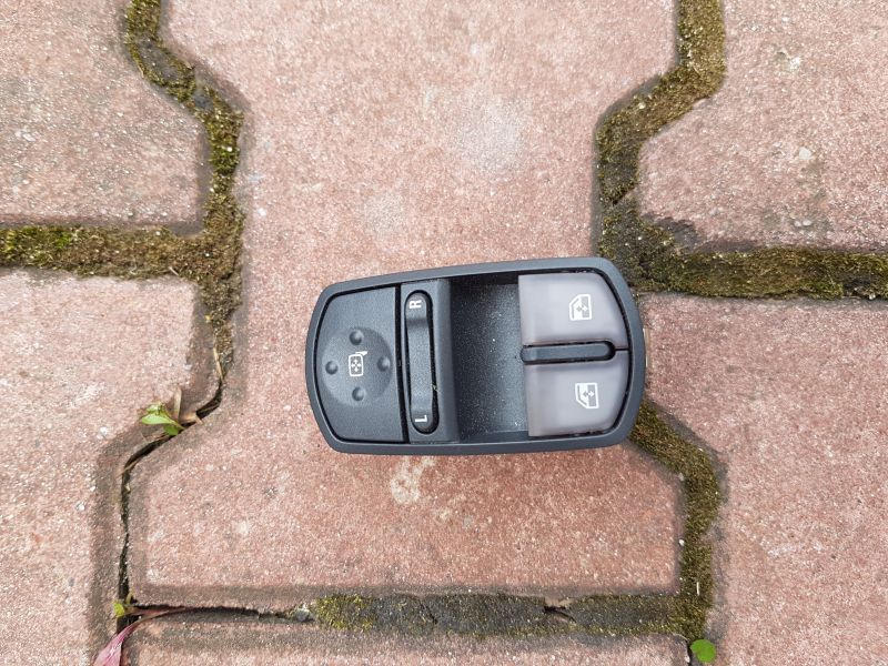 фото №1, Кнопка окон панель opel corsa d 13258522ad