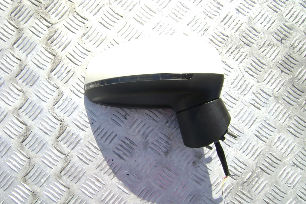 фото №1, Audi a1 8x - зеркало правое 5 pinów