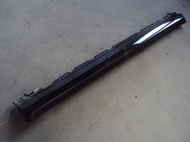 фото №1, Молдинг порог правая mercedes glk x204