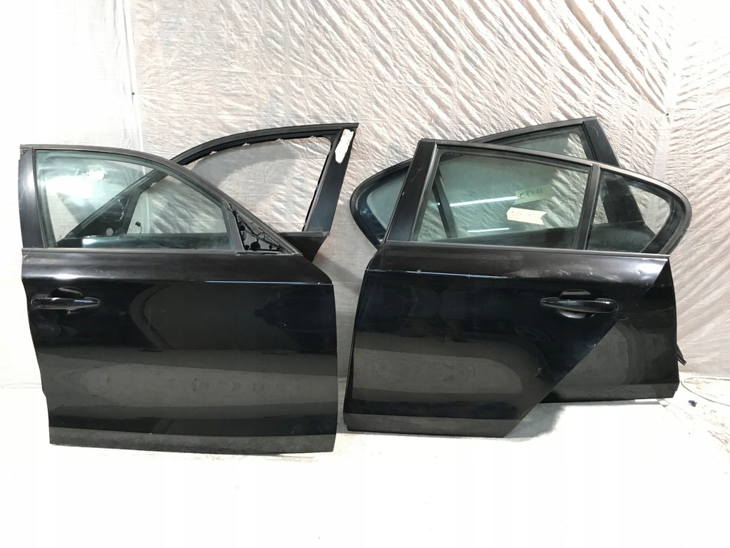 фото №1, Bmw 1 e87 дверь левая задние задняя левый
