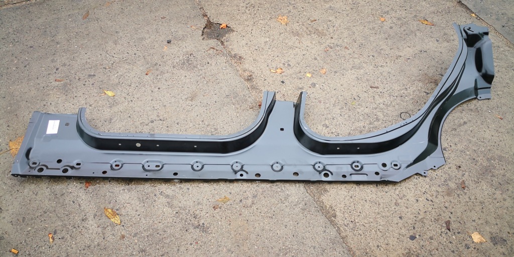 фото №2, Mini clubman f54 поріг правий