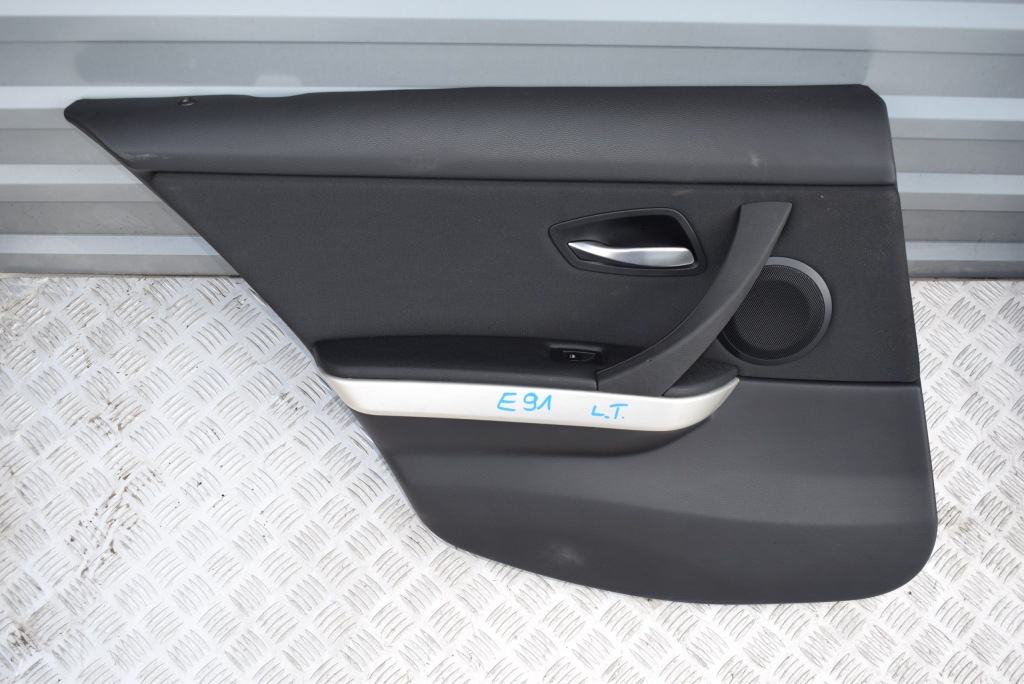 фото №1, Оббивка обшивка двері лівий задня bmw 3 e91