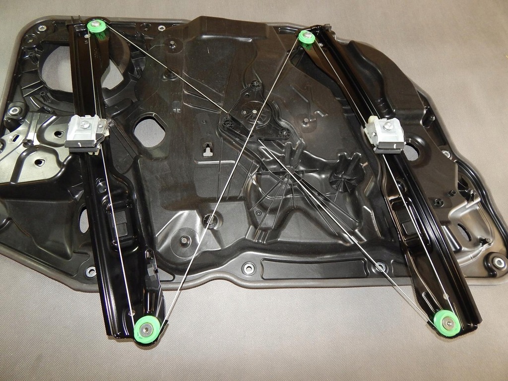 фото №4, Vw touareg 7p механизм стекло правый 7p6837756d