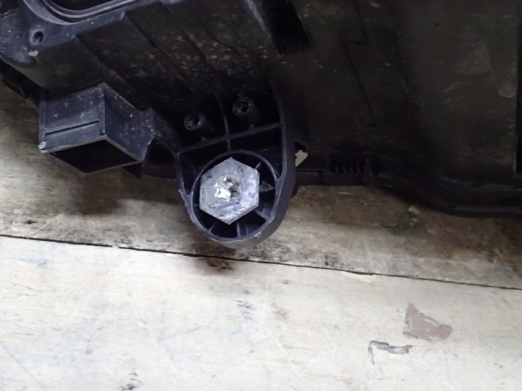 фото №10, Лампа лампы перед mercedes c klasa w205 full led