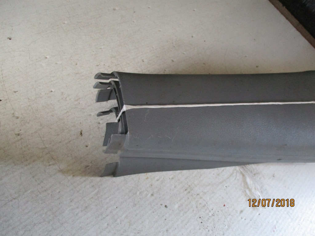 фото №4, 3901/32 оббивка стійка середнього skoda felicia