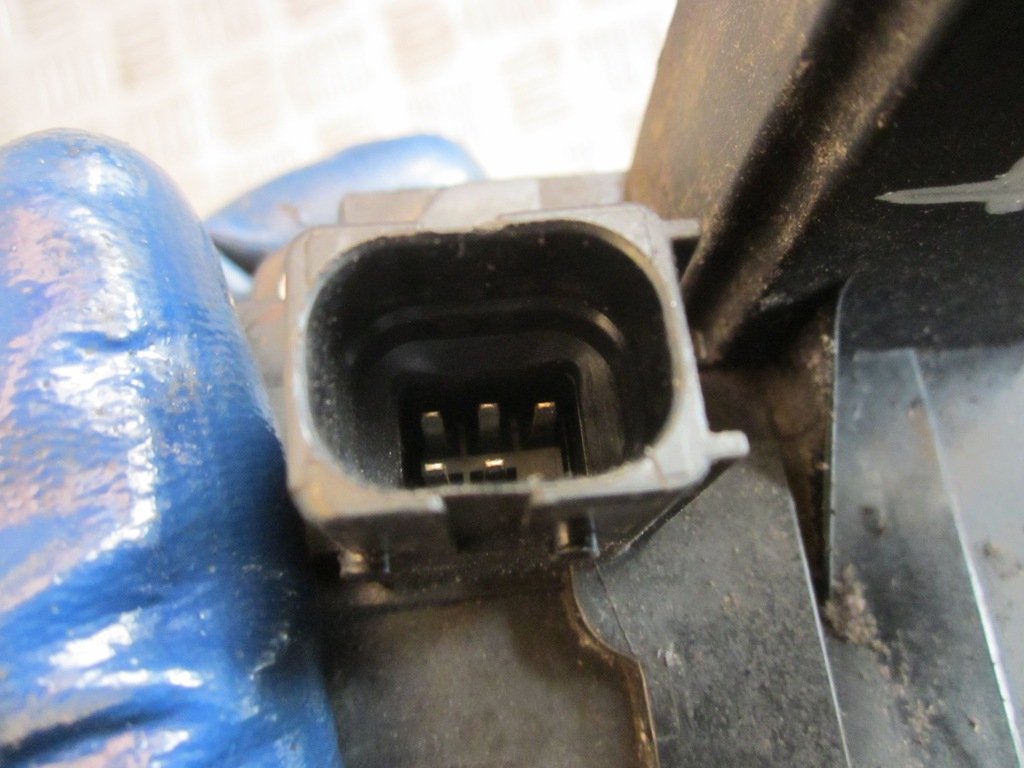 фото №10, Замок правый задняя opel vectra c 02-05r