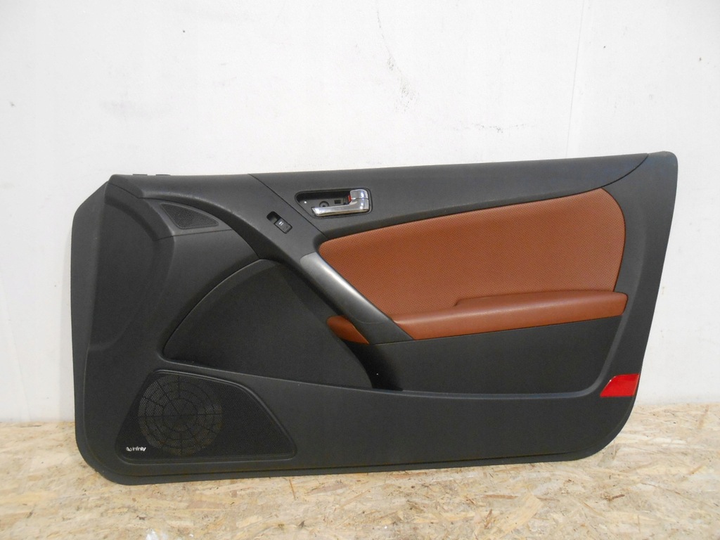 фото №1, Hyundai genesis coupe 2011- обшивка дверь правый