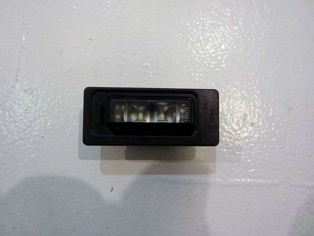 фото №1, Mbm seat alhambra лампа номерного знака led 3af943021a