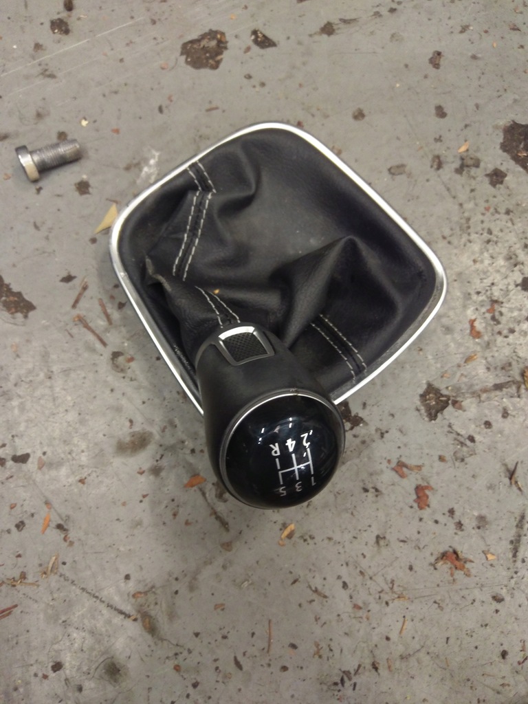 фото №1, Ручка чохол передач vw polo 6