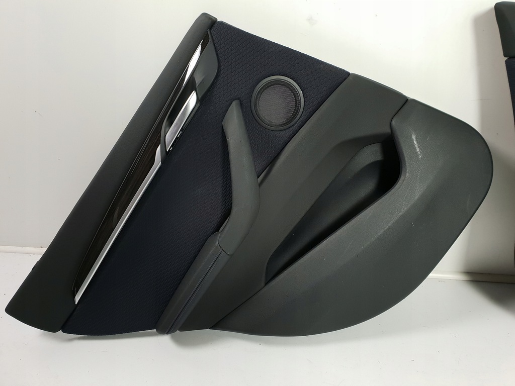 фото №1, Оббивка обшивка двері лівий задня bmw x1 f48