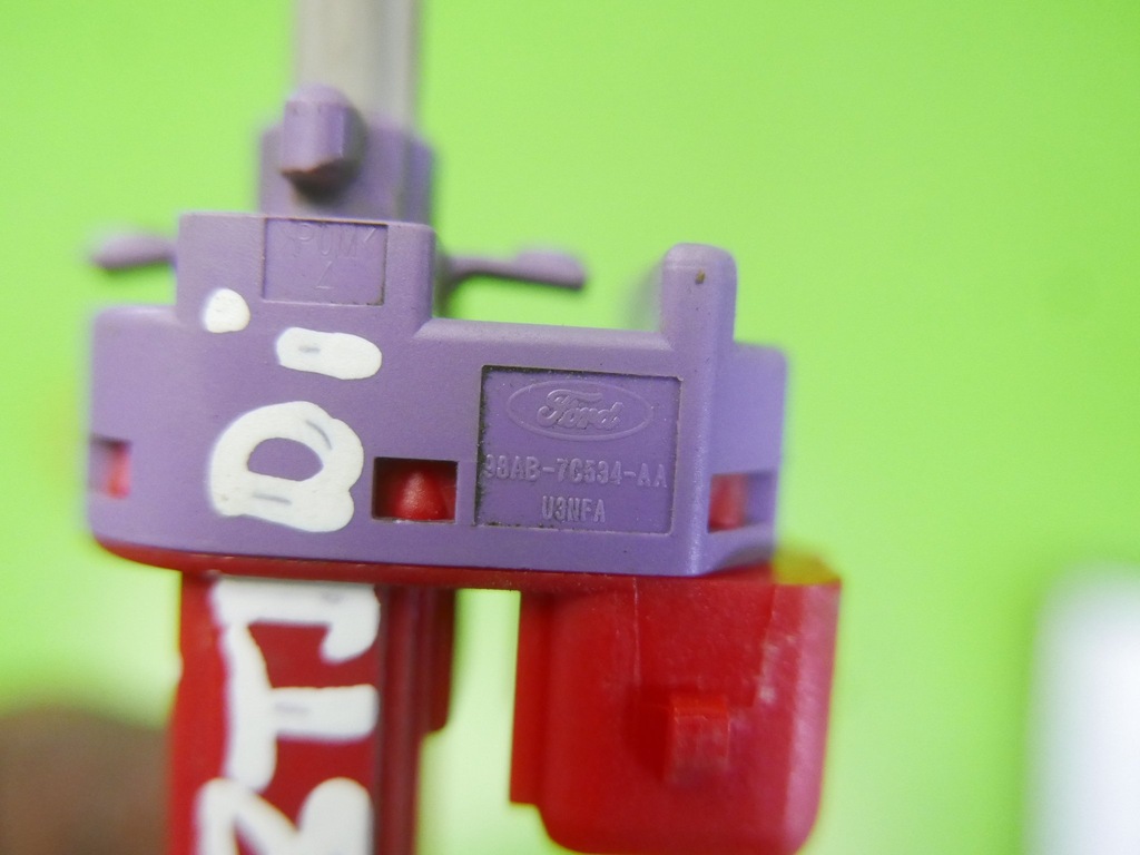 фото №7, Датчик педалі зчеплення ford focus mk1 1.8 tddi