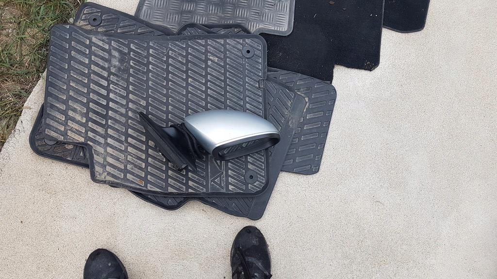 фото №1, Зеркало правое kpl. skoda yeti