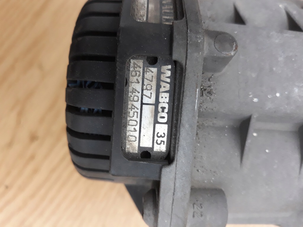 фото №2, Клапан главный тормозной renault magnum