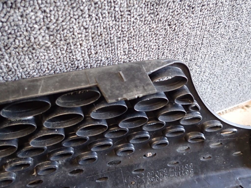 фото №2, Решітка радіатора решітка радіатора toyota yaris verso