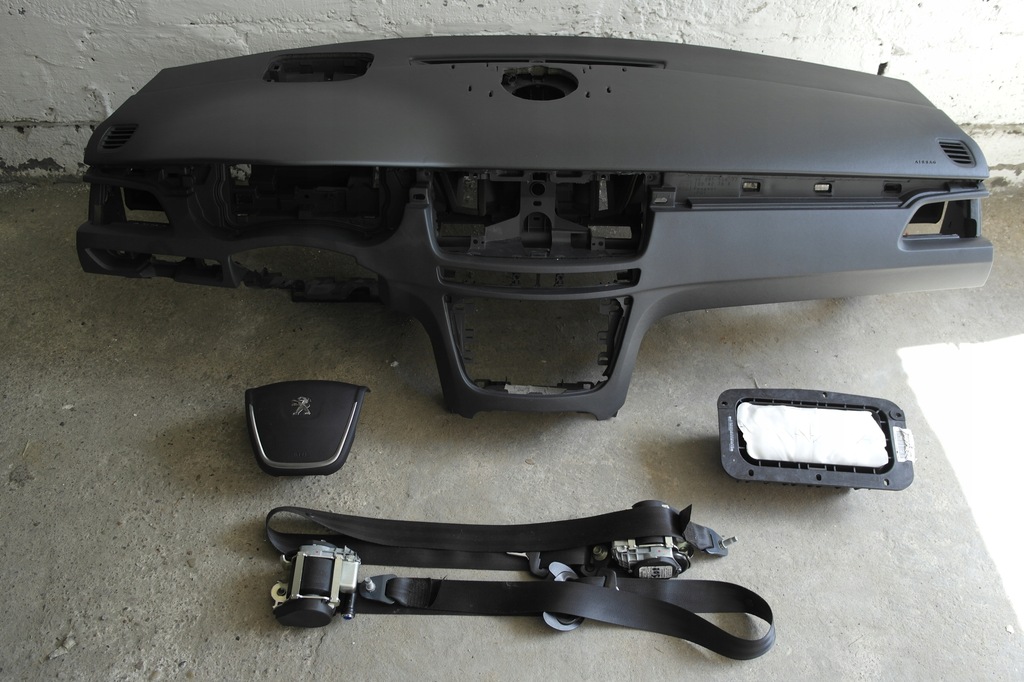 фото №1, Peugeot 508 подушка безопасности pas приборная панель консоль приборная панель pulpit полка jbl