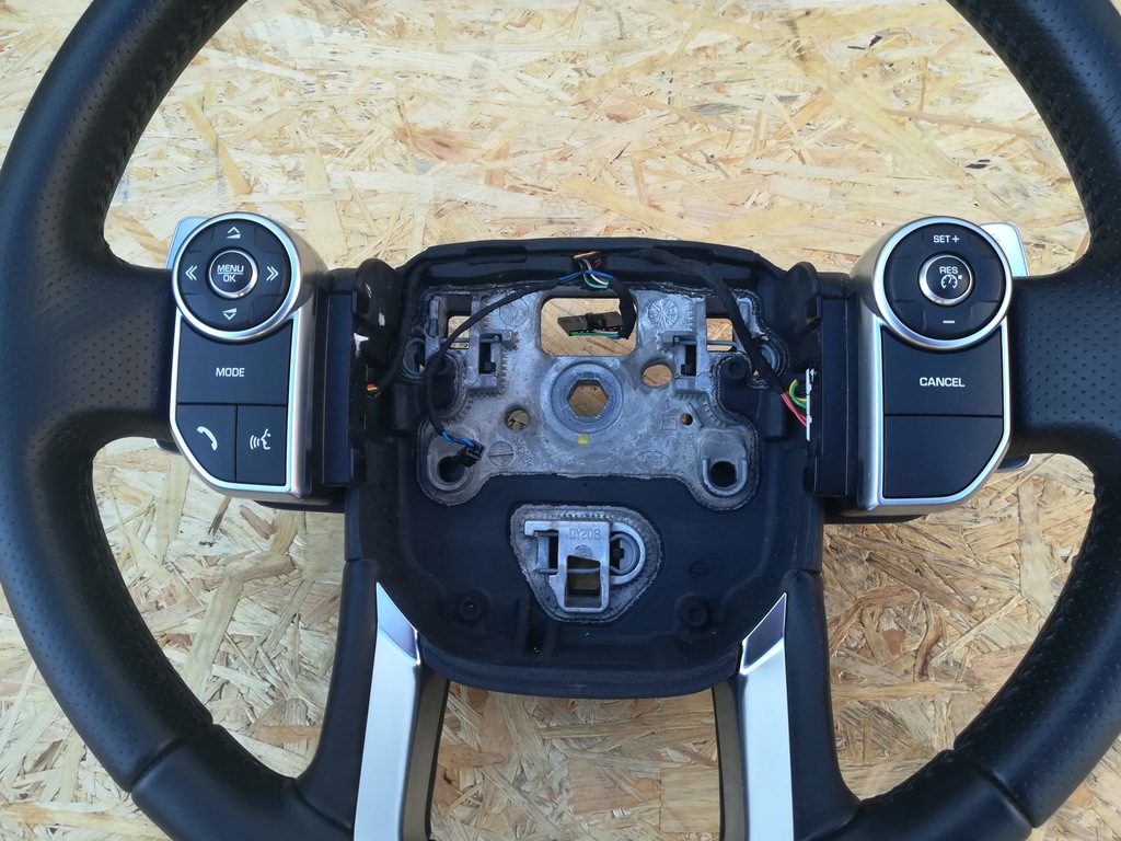 фото №3, Повітропровід range rover sport l494 2017 rok пелюстки перемикання