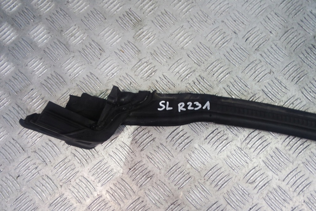 фото №2, Mercedes sl r231 прокладка багажника a2317500098