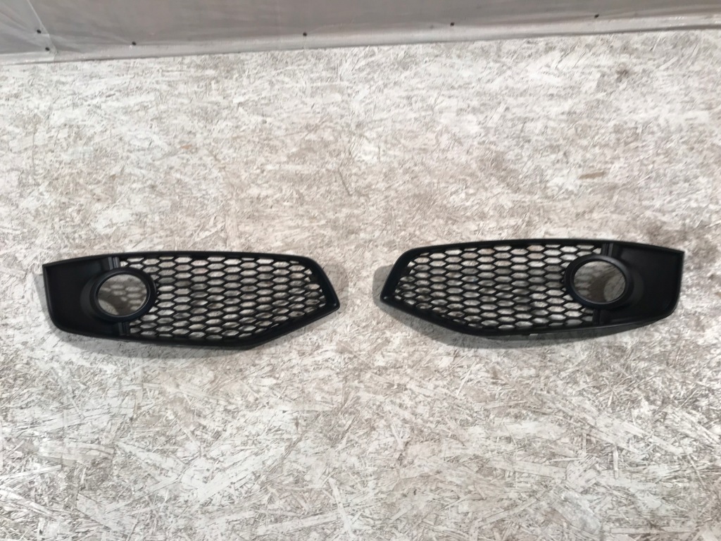 фото №1, Audi a3 s3 8p0 решётка бампера правая