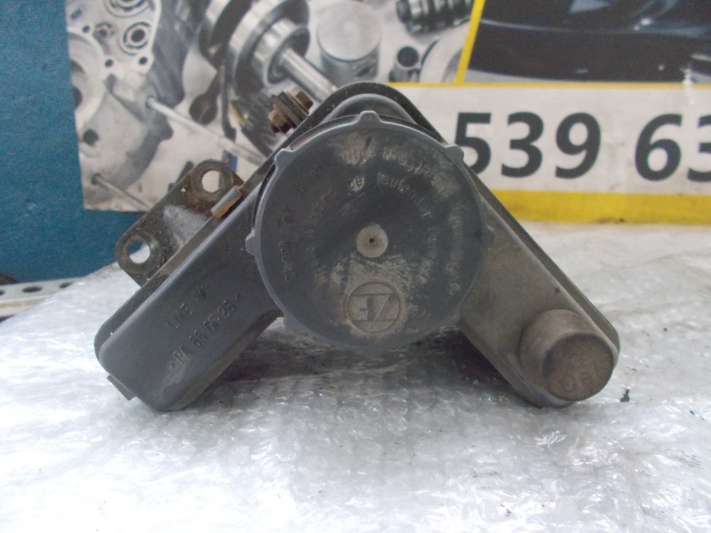 фото №3, Бак жидкость усилителя mercedes atego 818