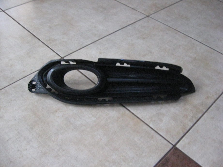 фото №1, Ліва права решітка бампера - honda hr-v ii - 2015