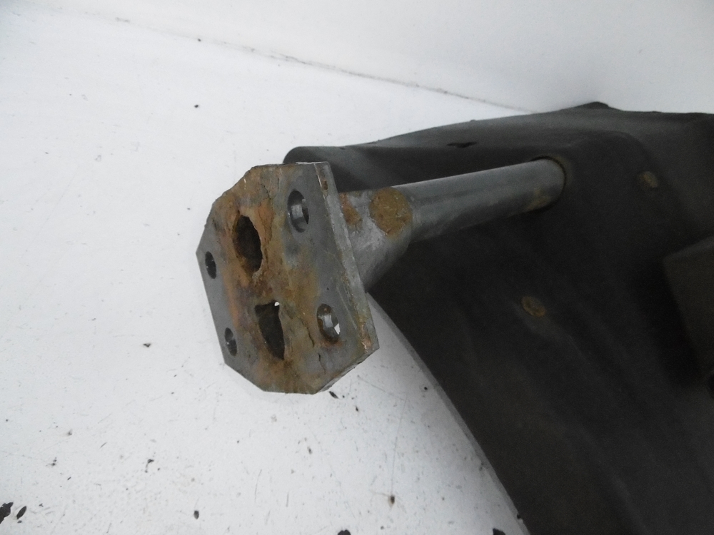 фото №4, Подкрылок кронштейн правый задняя magnum e-tech