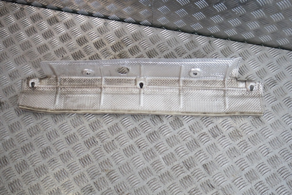 фото №1, Защита тепловая porsche 991 4s 99150547100