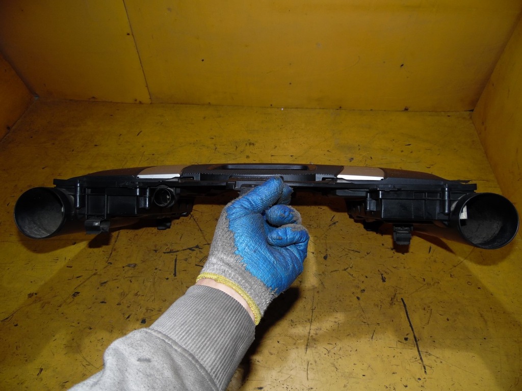 фото №7, Корпус фильтра воздуха w203 3.0b a2730900201