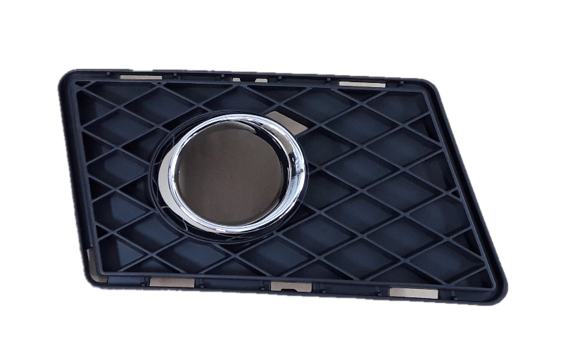 фото №1, Mercedes glk x204 решётка na противотуманная фара правая