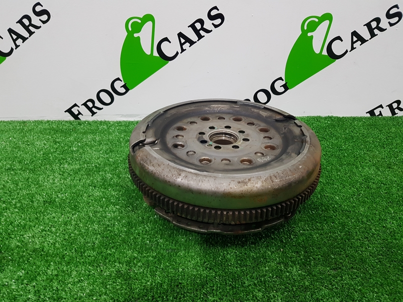 фото №7, Audi q3 8u колесо маховик 06j105266ac 06j141025g