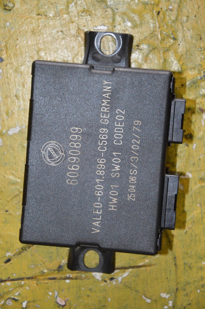 фото №1, Alfa romeo gt модуль pdc 60690899