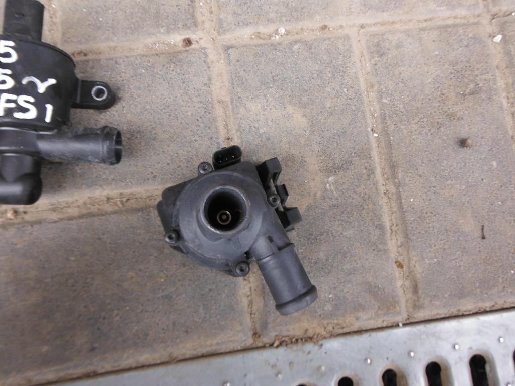 фото №1, Audi a5 8t sportback 1.8 насос wody 8k0819147a