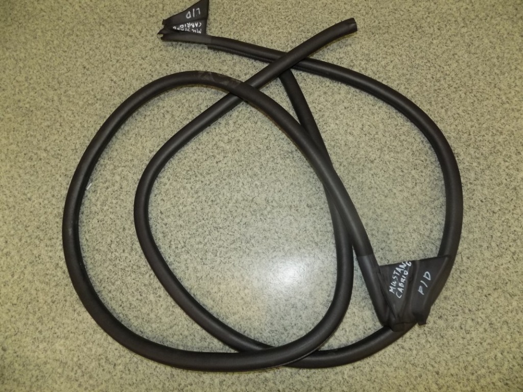 фото №1, 16r ford mustang gt vi cabrio прокладка двері права