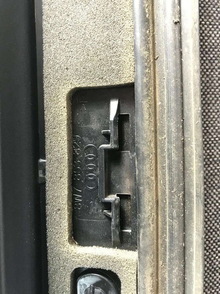 фото №7, Audi a5 cabrio молдинг передньої скло 8w7853829