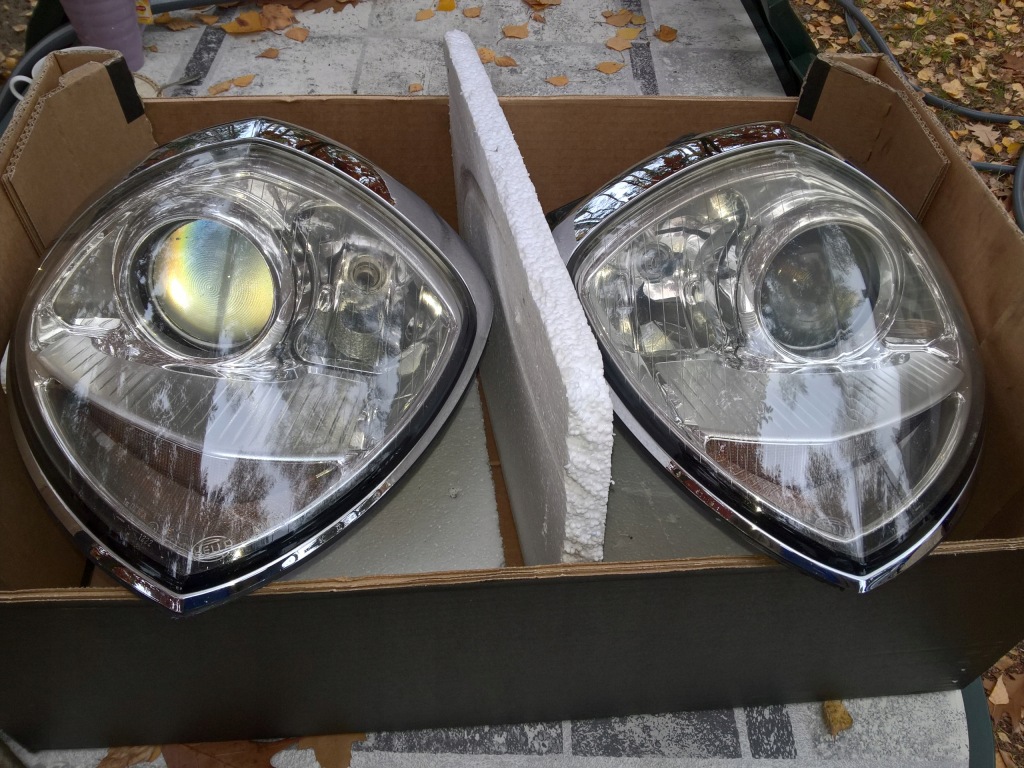 фото №2, Фари lancia thesis