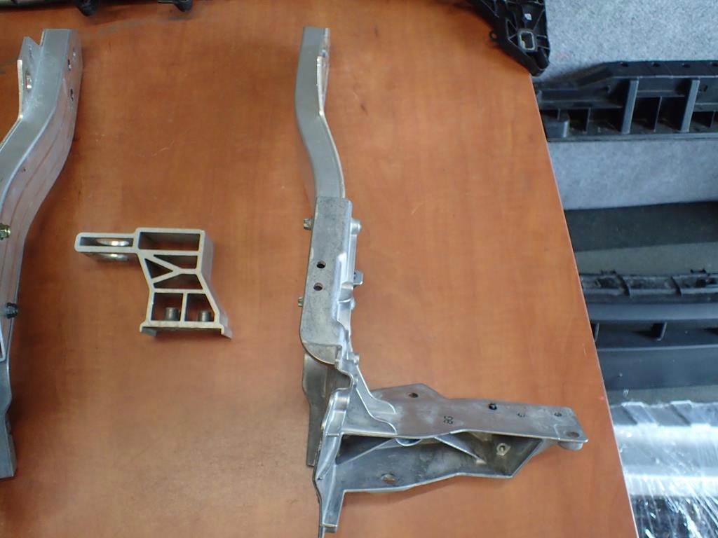 фото №5, Панель фари лампи правий лівий балка glc w253 w213