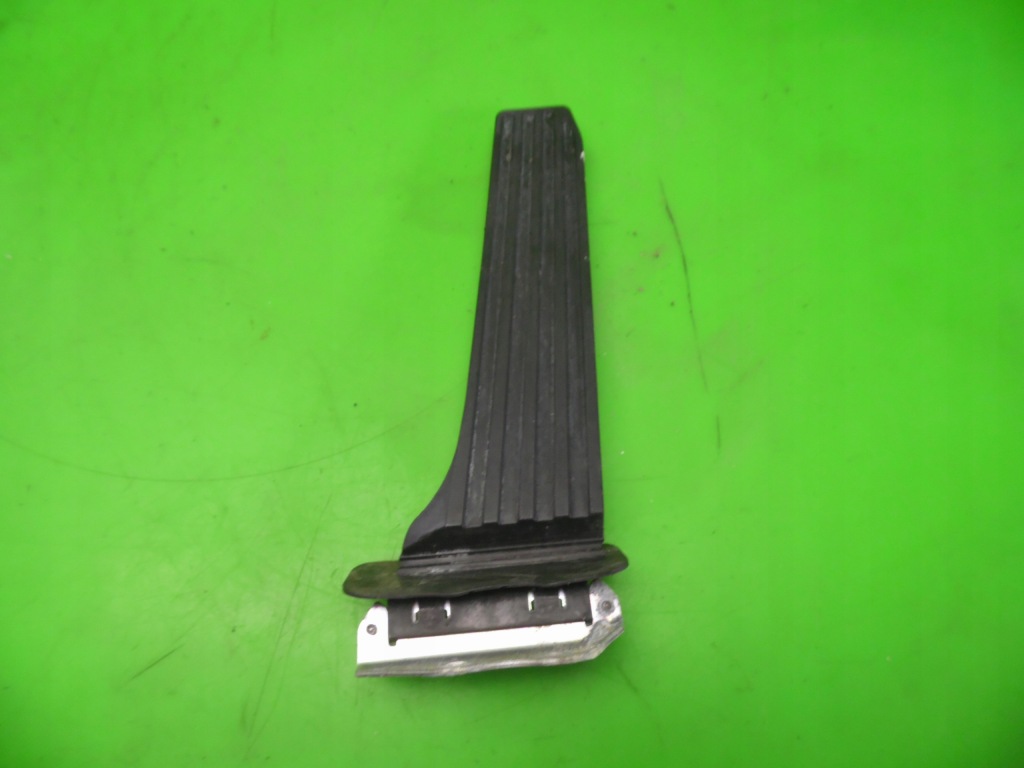 Купити Педаль газу lexus ls ls460l xf40 4.6 v8 12-17