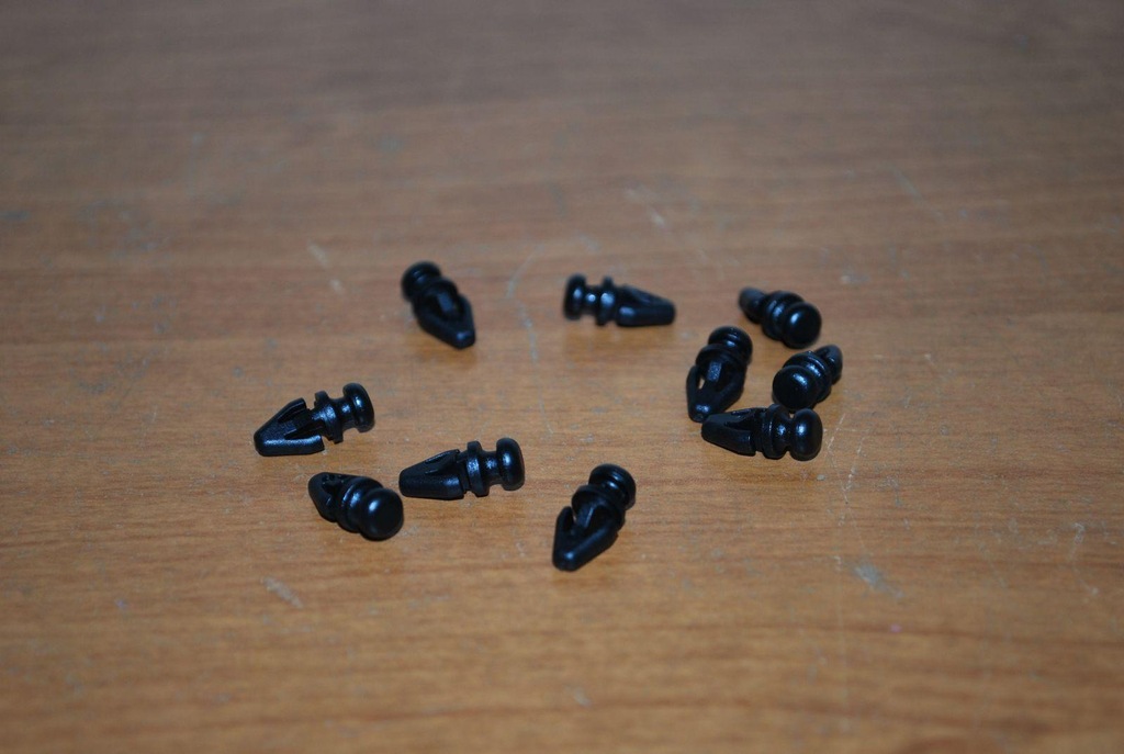 фото №2, Клипса ford mondeo 1996-2000 escort молдинг порог