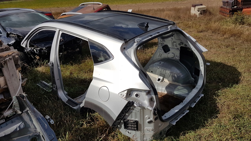 фото №3, Hyundai tucson ii 2016 pas задний пол крыша solar порог дверь u3s