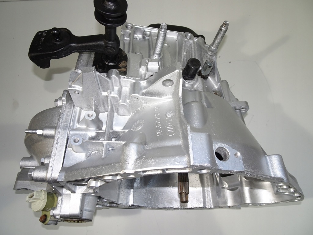Коробка передач 5 передач 20dm80 2,0 hdi peugeot partner Недорого