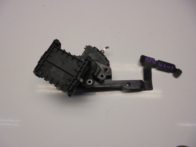 фото №1, Mercedes actros mp3 з'єднувач колодка струму рами