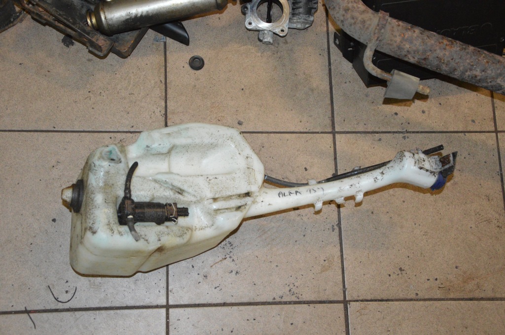 фото №1, Бак жидкость омывателя alfa romeo 159 1,9 jtd